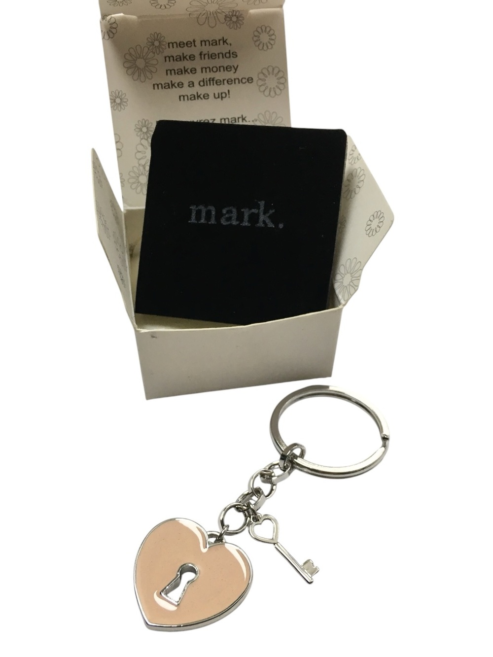 mark. Enamel Heart Keychain Silver Plated Metal Lock Key Simple RARE Avon